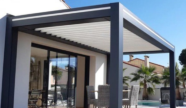 Installation de pergola LUX Ventury près de Cambrai