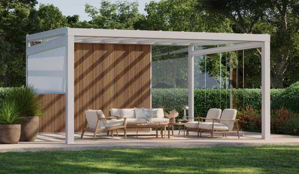 Installation de pergola à toiture fixe, Art Alu Cambrai et Sky Lux